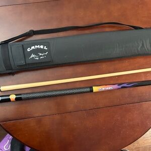 Vintage Authentic Camel Pool Cue with Original Case. EUC